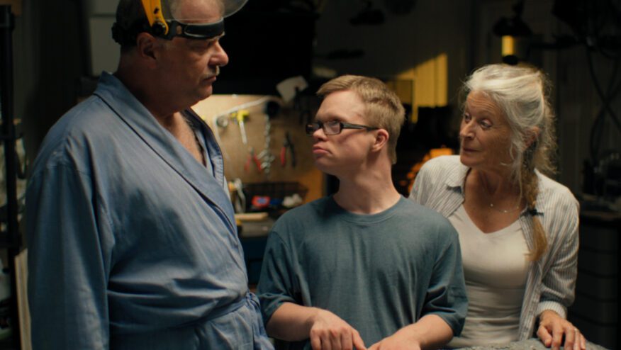 Le milieu du garage_stills_04